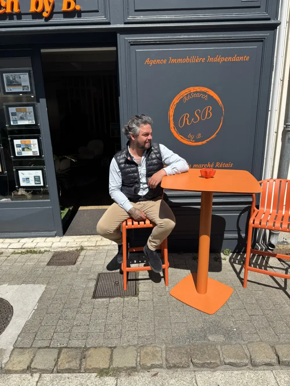 Adrien, agent immobilier chez RéSearch by B.
